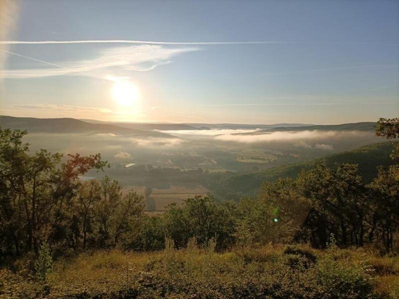 Bed and Breakfast Alabrena Feneyrols Zewnętrze zdjęcie
